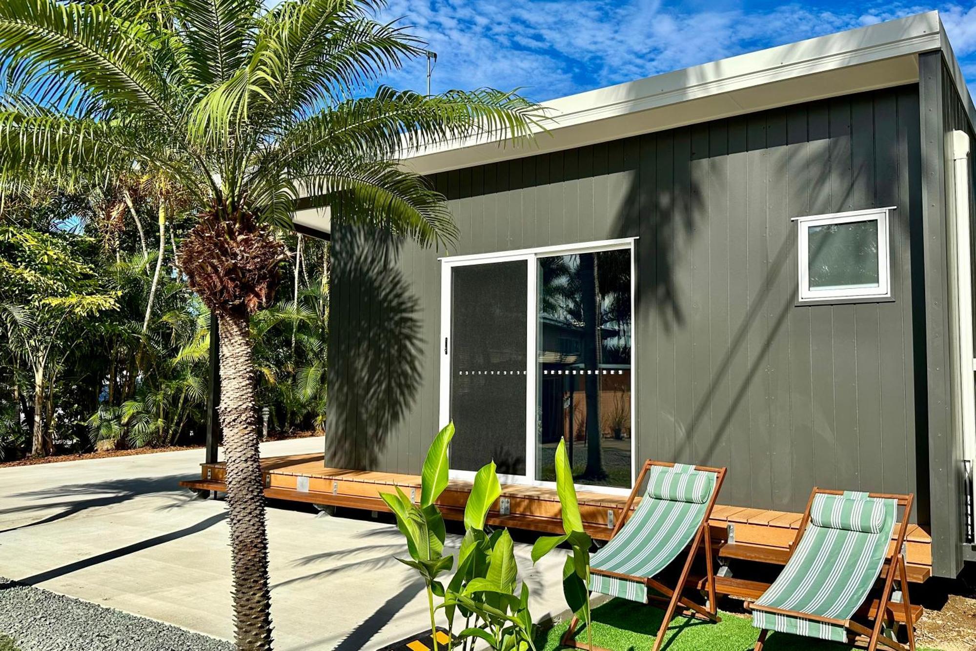 Hotel Poinciana At Cooee Bay Yeppoon Exterior foto